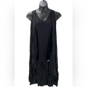 LISA RINNA Collection Black High Low Tank